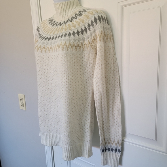 Eddie Bauer Cream Green Mock Neck Scandinavian Nordic Inspired Sweater Size M - Picture 3 of 11